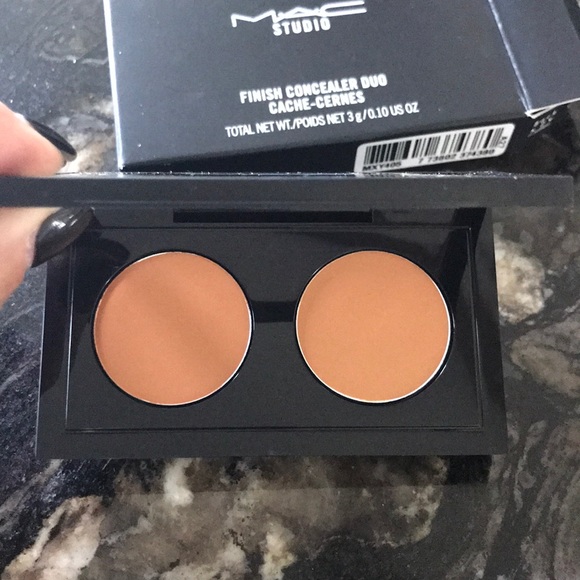 NEW MAC Finish Concealer Duo NW40 NC45 compact - Picture 6 of 8